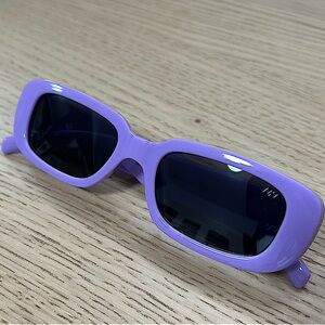 Matt & Nat KIIN-2 RECYCLED RECTANGLE
SUNGLASSES in LILAC